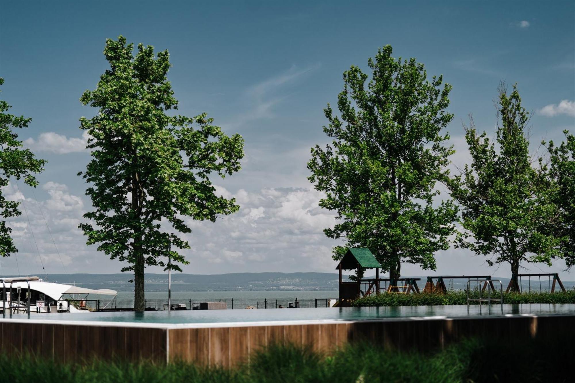 Butique Apartman Grand Balatonlelle Zewnętrze zdjęcie