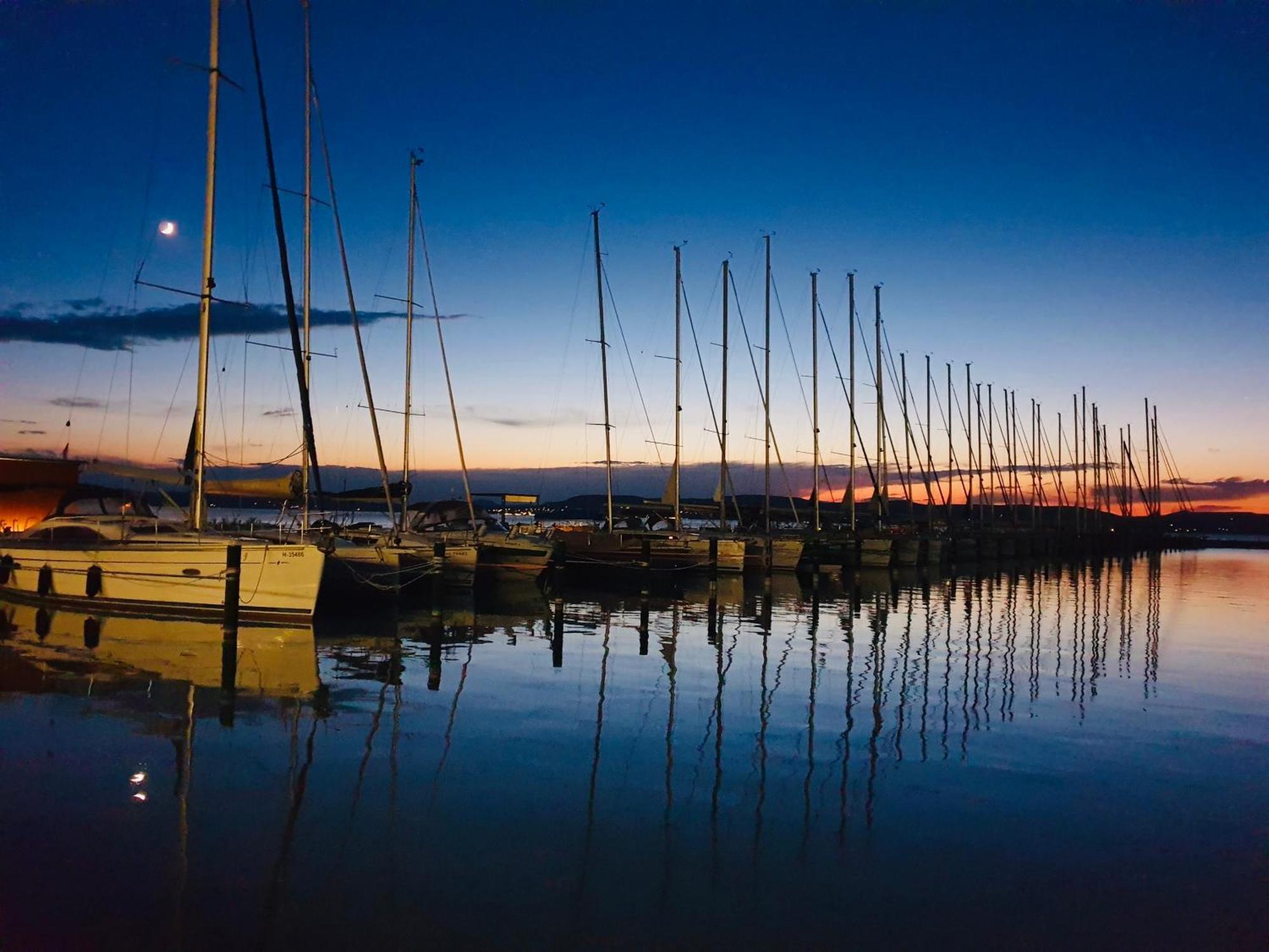 Butique Apartman Grand Balatonlelle Zewnętrze zdjęcie