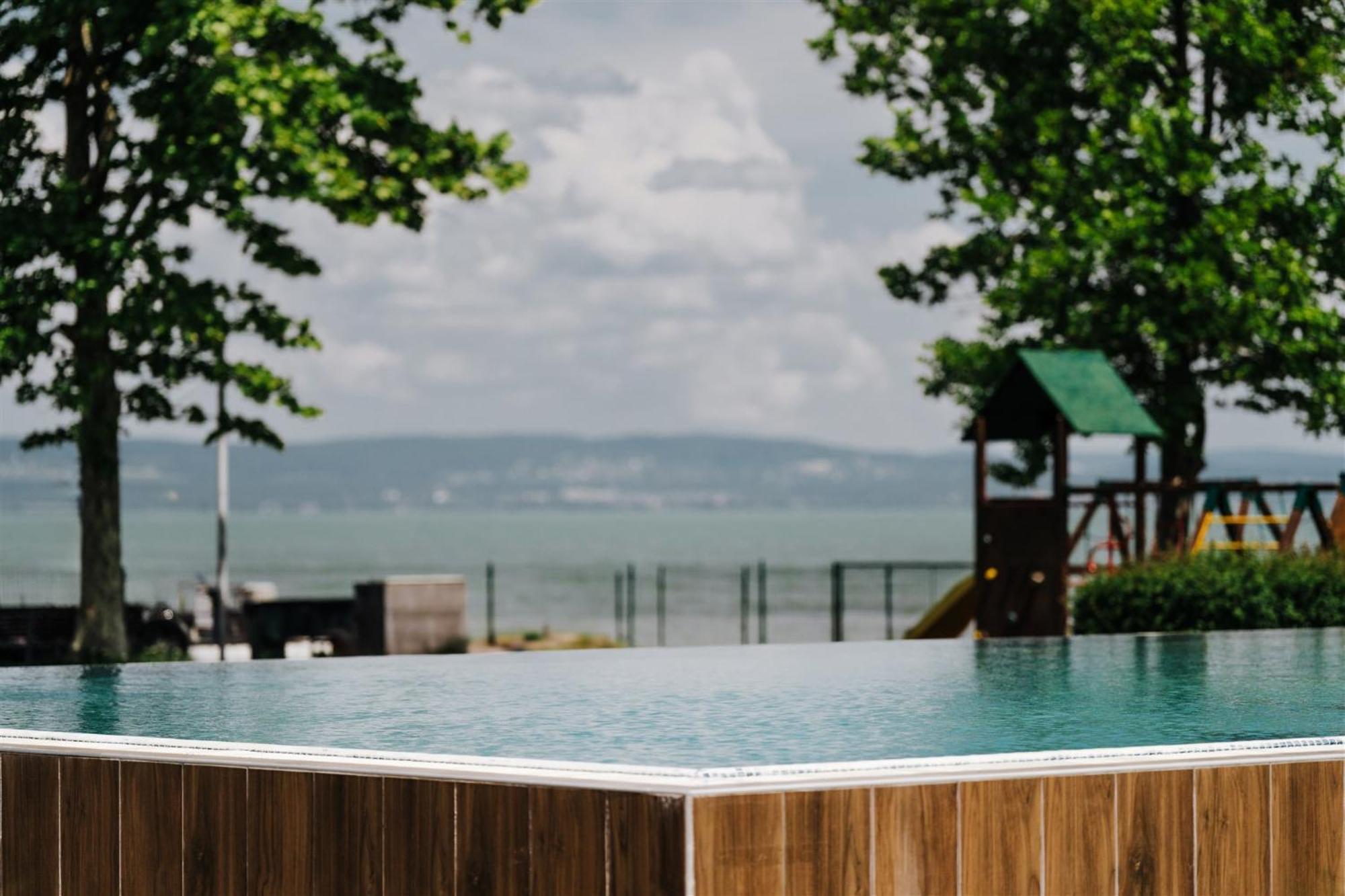 Butique Apartman Grand Balatonlelle Zewnętrze zdjęcie
