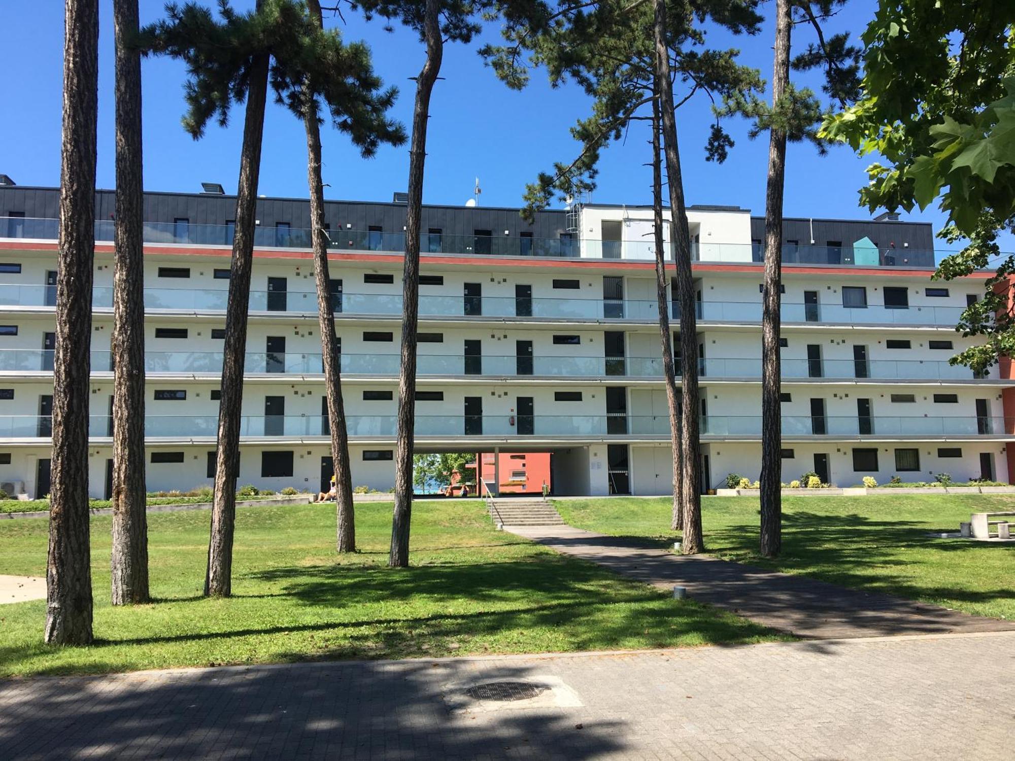 Butique Apartman Grand Balatonlelle Zewnętrze zdjęcie